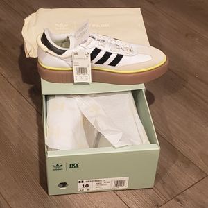 IVY Park Supersleek 72. NWT. Size 11.5